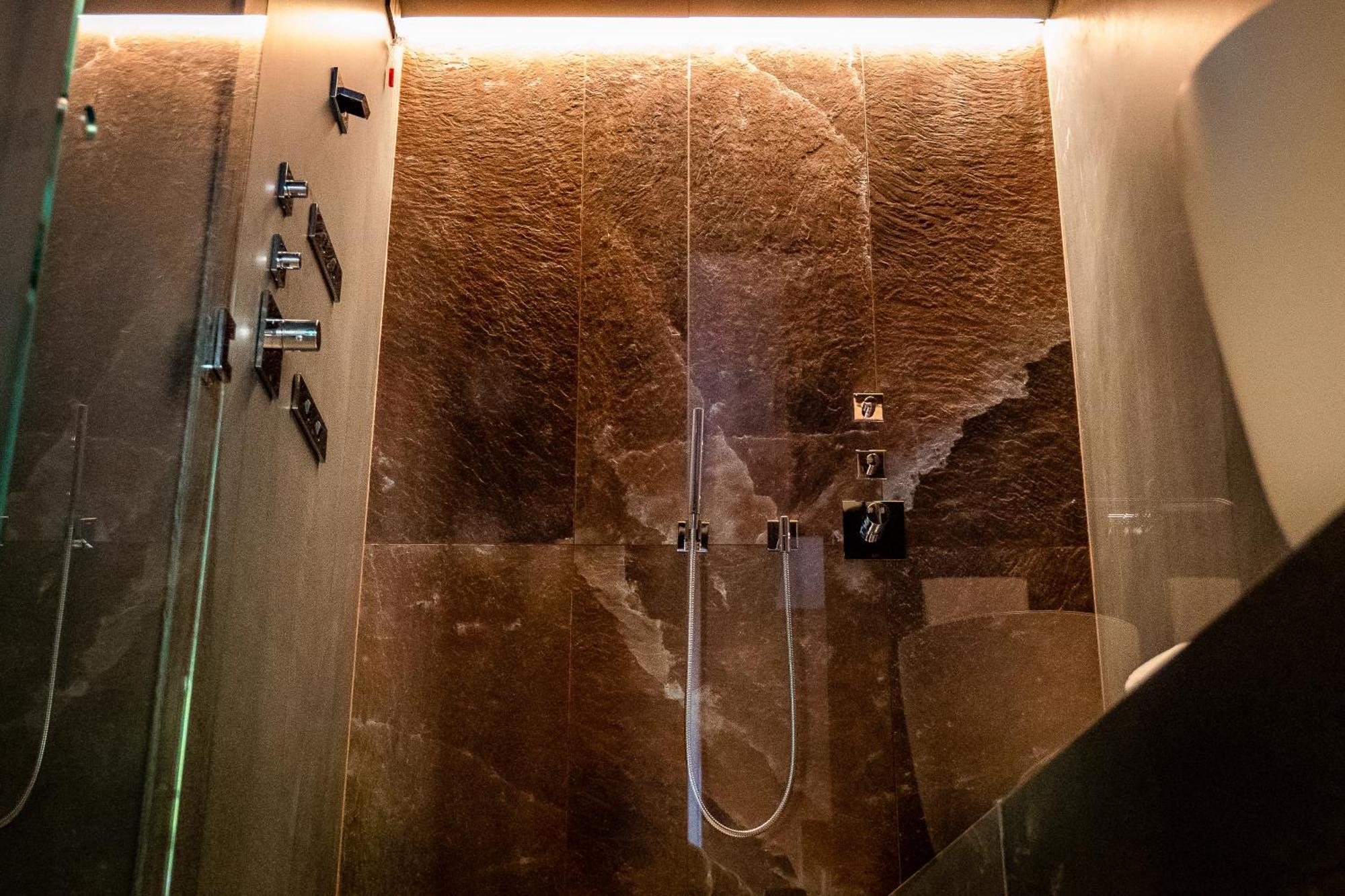 Phi Hotel Piajo Nembro Dış mekan fotoğraf